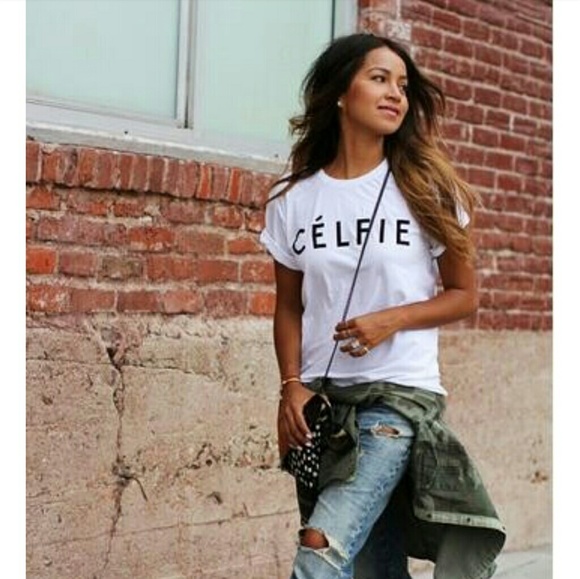 LAST ONE! 'Célfie' tee shirt - Picture 3 of 6